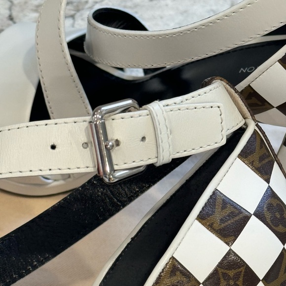 Louis Vuitton heels - Picture 7 of 10